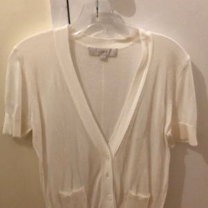 Super cute short sleeve sweater!